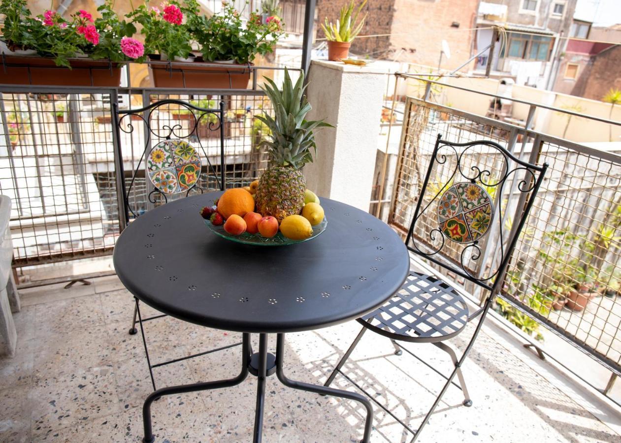 Sicilian Mood - Bed And Breakfast Катания Экстерьер фото